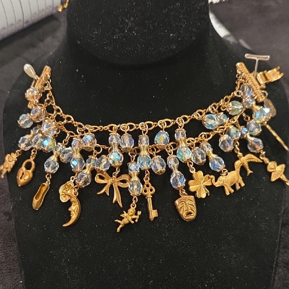 Vintage Gold Charm Bracelet with Crystal Beads - Picture 5 of 5